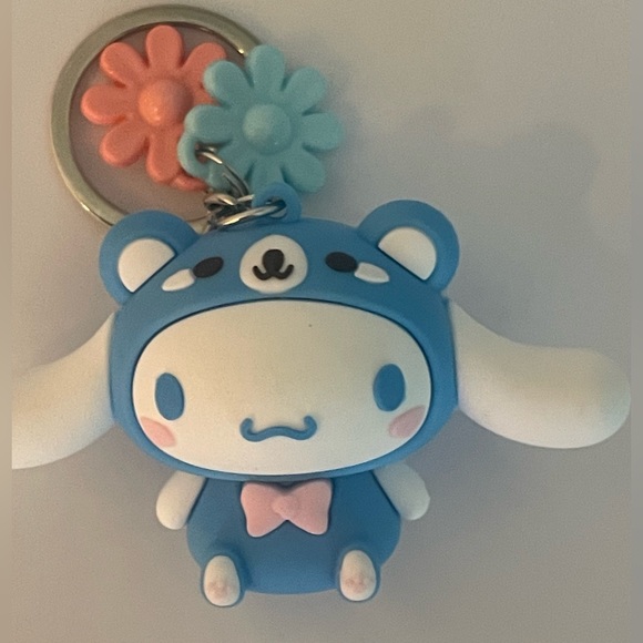 Cinnamoroll Keychain - Picture 4 of 4